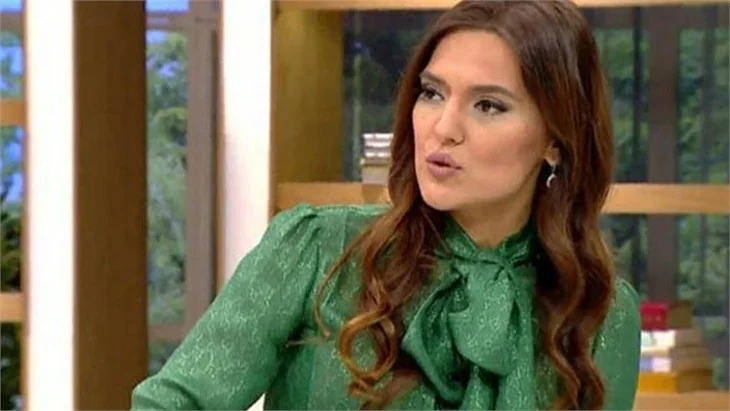 Demet Akalın: "Evi kulüp yapıp işletiyorlar!"