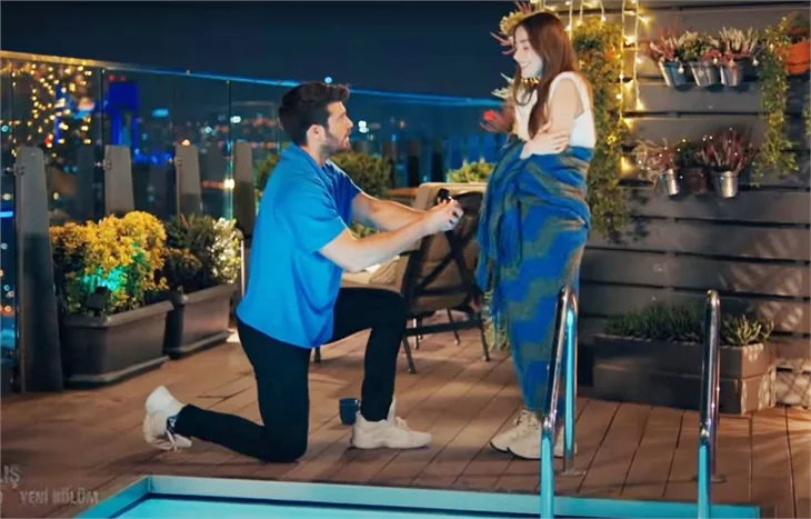 'Bay Yanlış'ta beklenmedik evlilik teklifi!