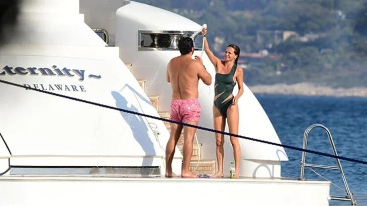Eylülde romantizm! Ebru Şallı ve Uğur Akkuş, Bodrum’da!