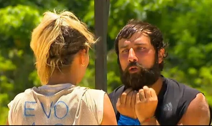 Survivor yarışmacıları Yasin ile Barış birbirine girdi!