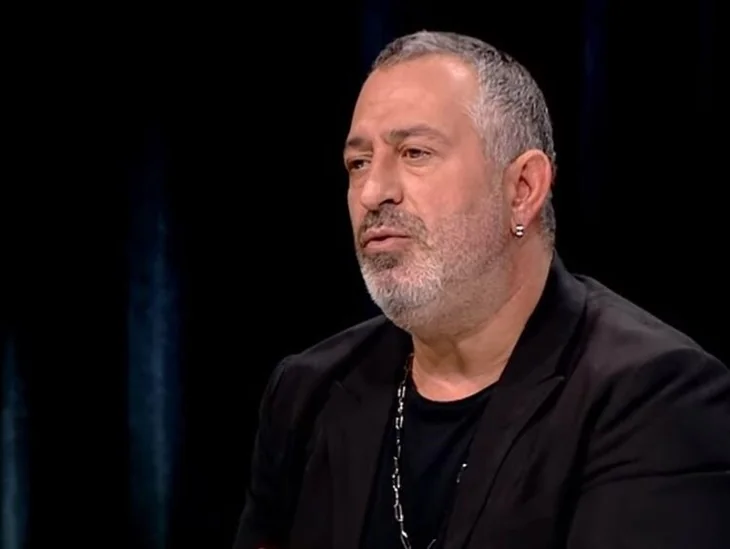 Cem Yılmaz'dan esprili gönderme: Aşıyı Acun ya da Nusret bulacak!