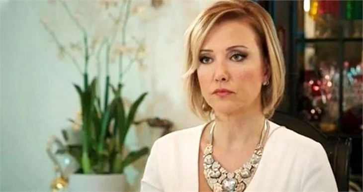 Berna Laçin'den gebelik sorusu!