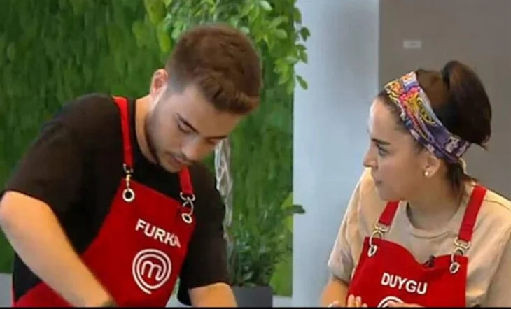 MasterChef Duygu, "Beni aldattı" dediği nişanlısıyla barıştı!