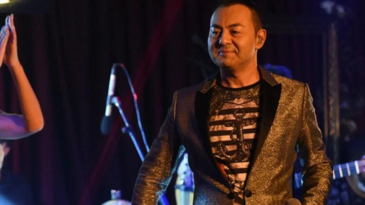 Serdar Ortaç'a eski eşi Chloe'den yasak!