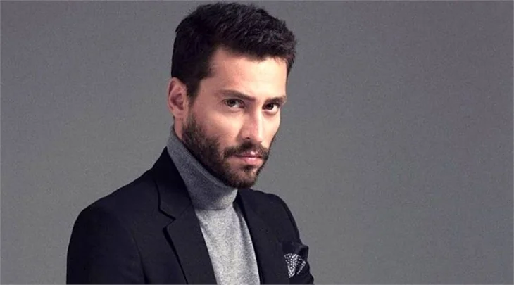 Ekin Koç dizi çekimleri sırasında kılıçla yaralandı!