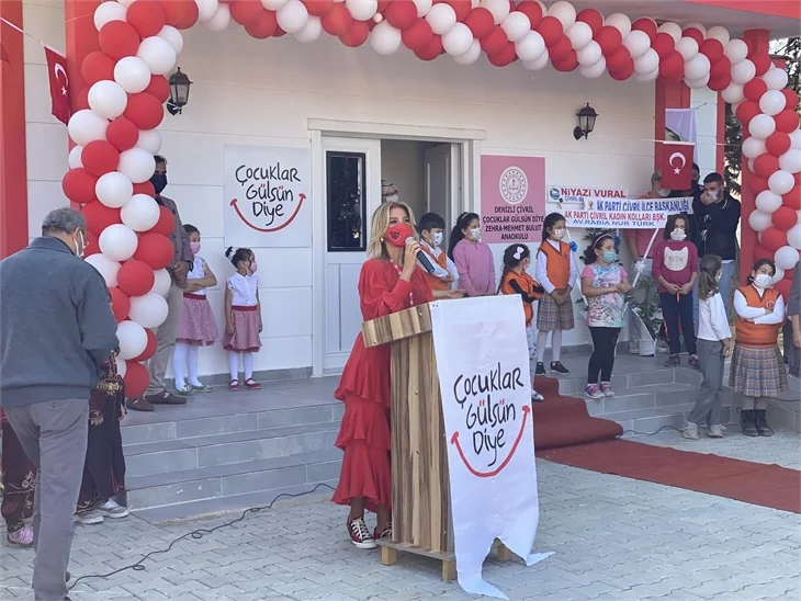 Gülben Ergen 40. Anaokulunu da açtı!
