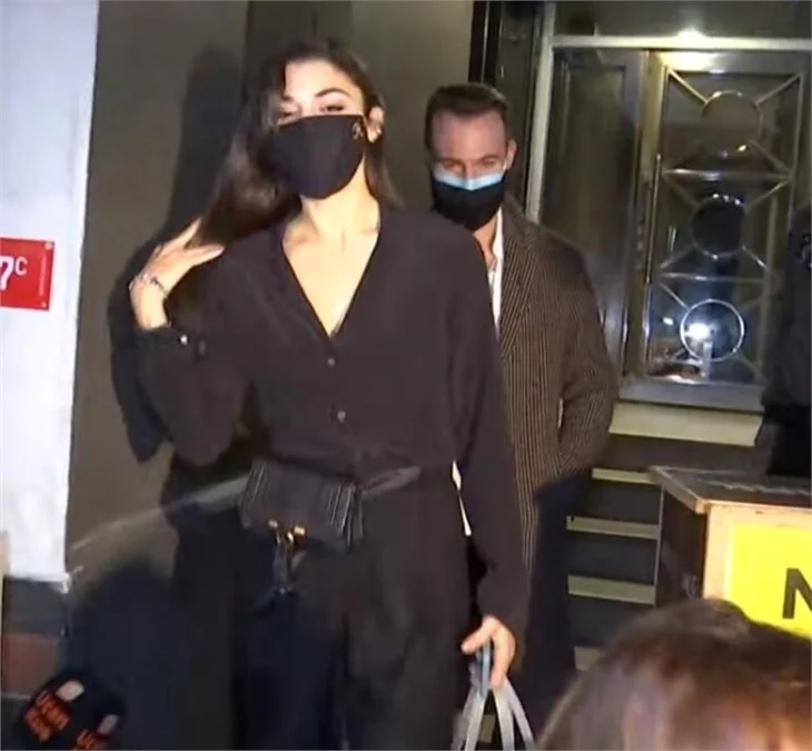 Hande Erçel ile Kerem Bürsin'in peşini bırakmayan soru...