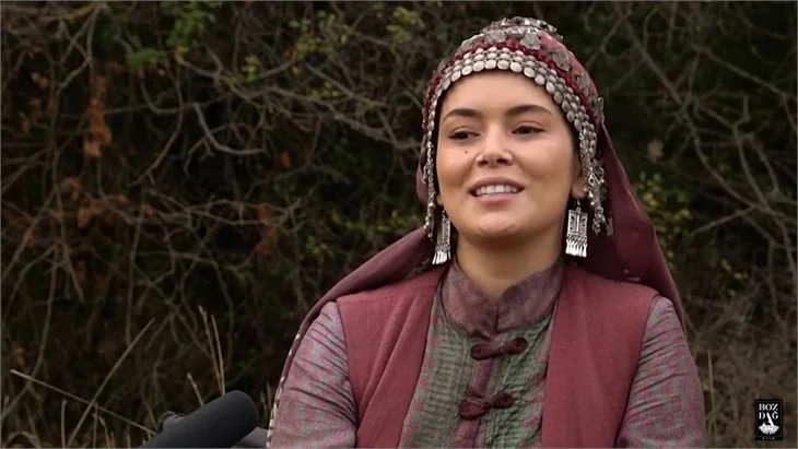 'Kuruluş Osman'ın 'Lena'sı Seray Kaya: "Bambaşka bir hatun izleyecekler"