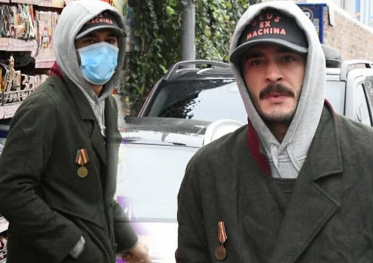 Burak Deniz maskesiz görüntülenince...