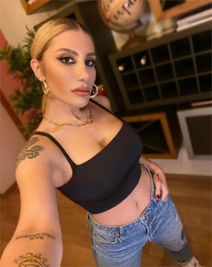 İrem Derici: "Güzel hatunlarla görünce kuduruyorum!"