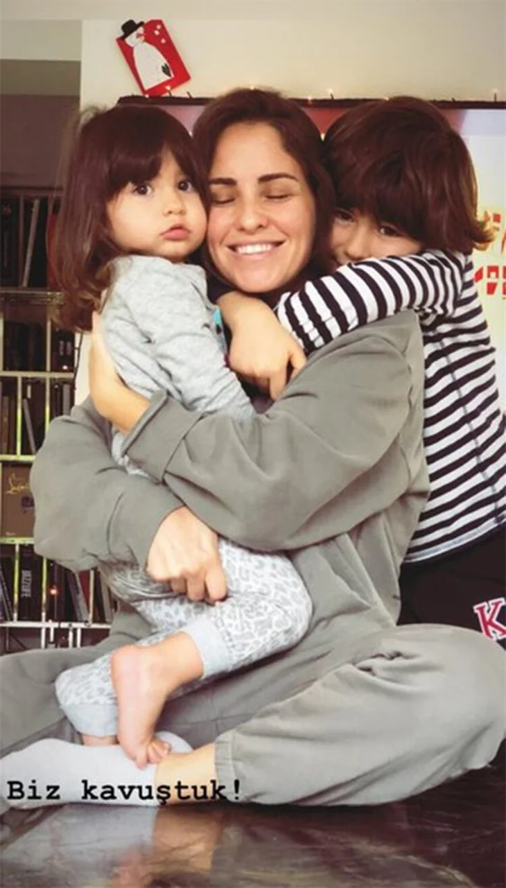 Aslı Tandoğan çocuklarına kavuştu!