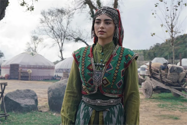 Özge Törer'in bağış jesti ekip arkadaşlarını duygulandırdı!