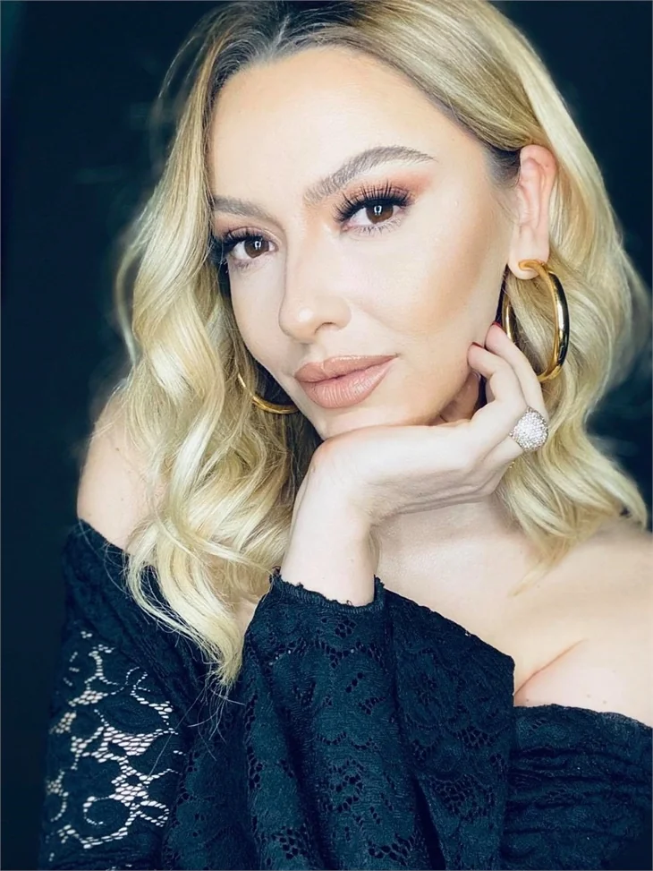 Hadise yılı kazançla kapatıyor!