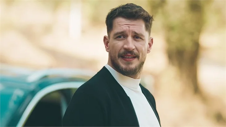 Uraz Kaygılaroğlu da 'Sefirin Kızı'na veda ediyor!
