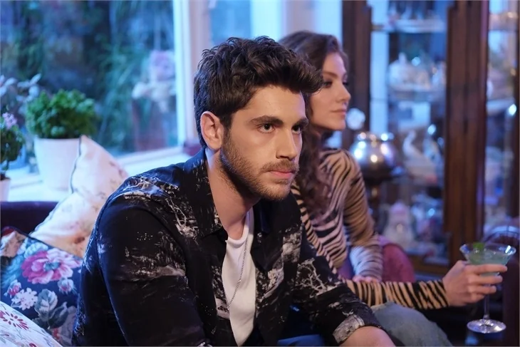 'Sol Yanım'da Burak'ın ihanet planı!