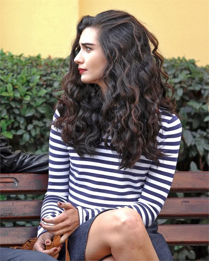 'Sefirin Kızı'na transfer olan Tuba Büyüküstün'e rekor ücret