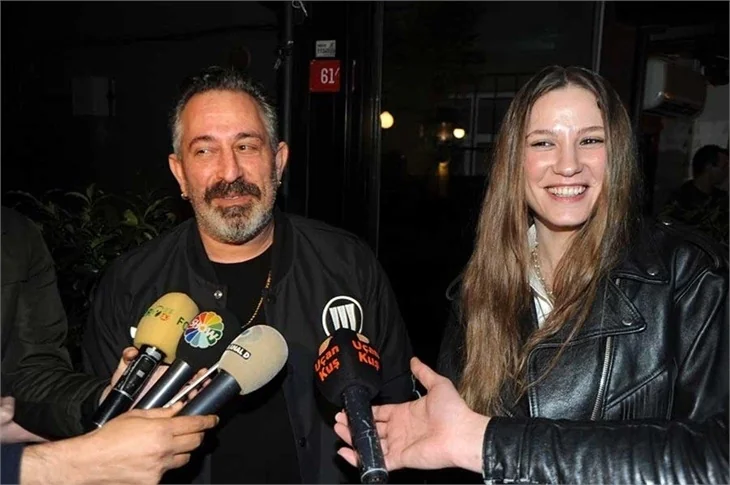 Cem Yılmaz: Serenay’la küsmedik ki barışalım