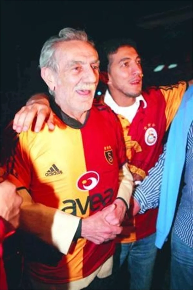 Derbi öncesi hatırlatma: Ünlüler ve destekledikleri takımlar