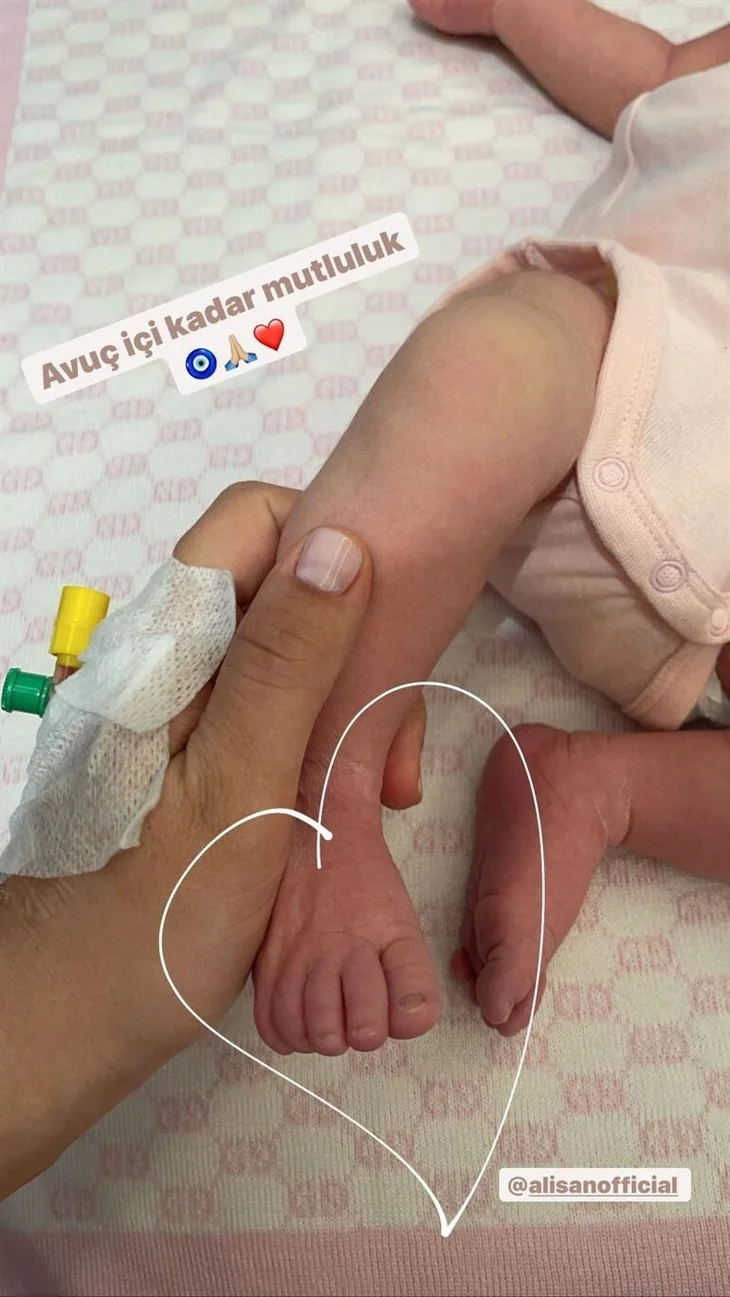 Alişan ve Buse Varol'un en özel anı...