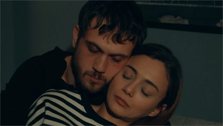 Show TV'de 'Sevgililer Günü'ne özel tanıtım!