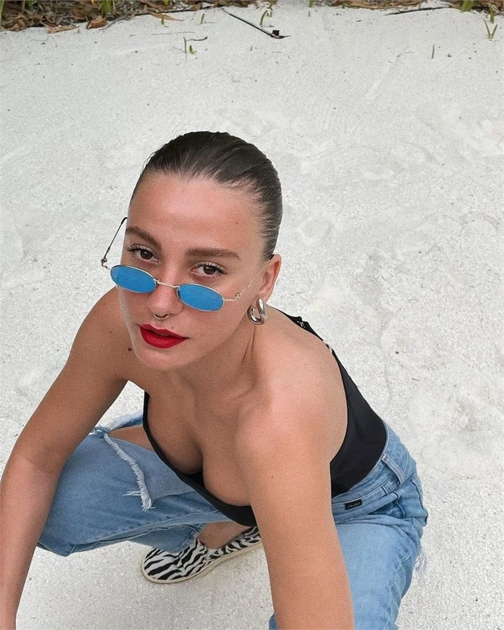 Serenay Sarıkaya'nın Maldivler tatilinin sırrı ortaya çıktı!