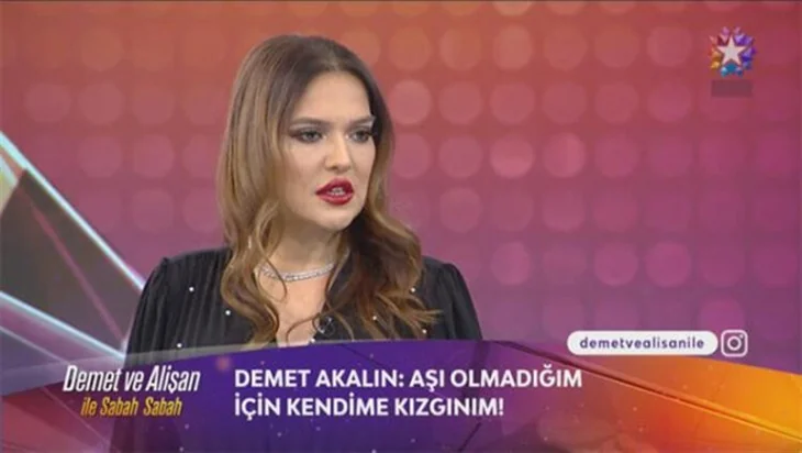 Koronavirüsü yenen Demet Akalın canlı yayına çıktı: "En yakınlarımı bile sildim"