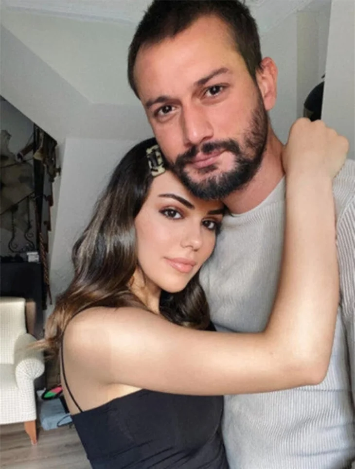Özgü Kaya ile Burak Serdar Şanal ayrıldı mı?
