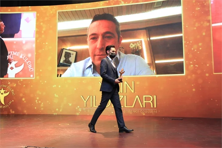 2020'nin "Yıldız'ları Ödüllerini aldı
