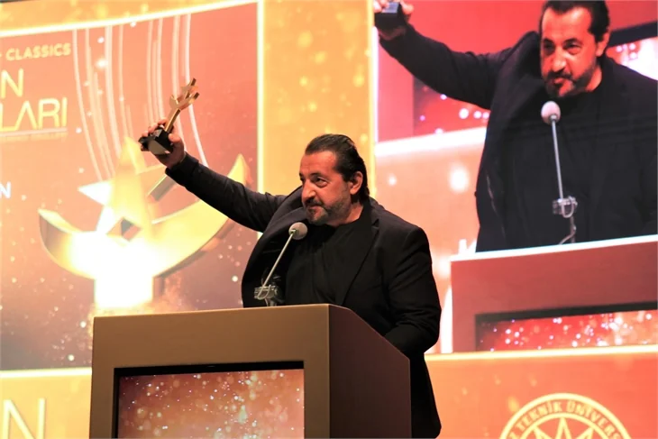 2020'nin "Yıldız'ları Ödüllerini aldı
