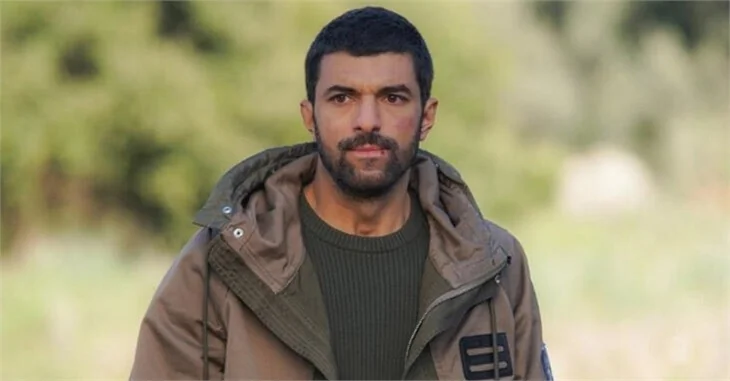 Engin Akyürek yine farkını konuşturdu!