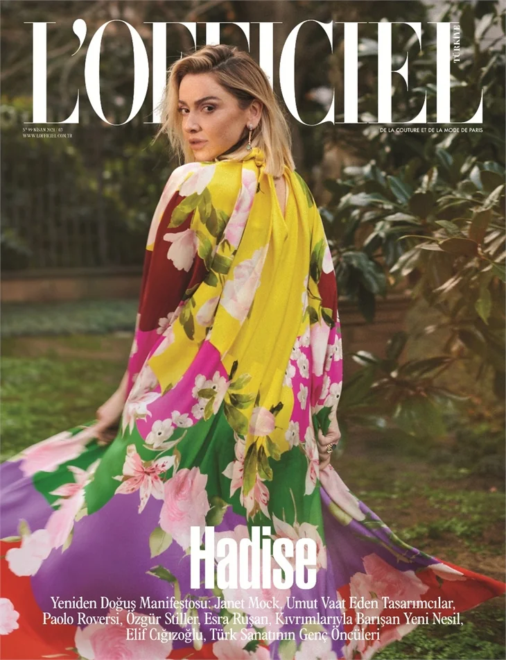 Hadise'den makyajsız ve rötuşsuz pozlar