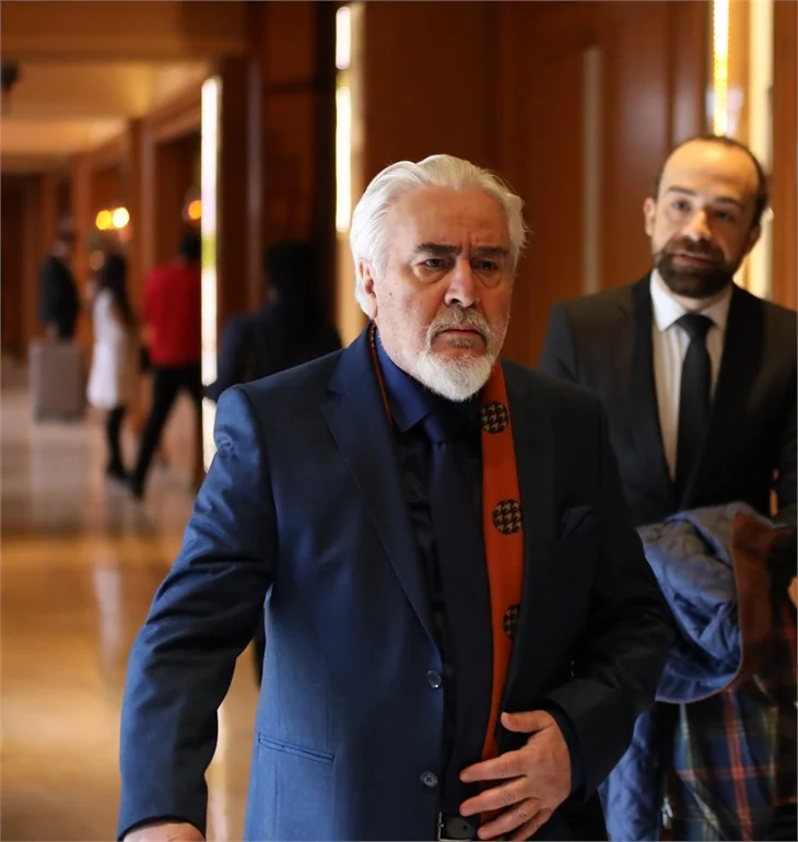 'Kırmızı Oda'ya Uğur Yücel dahil oluyor!