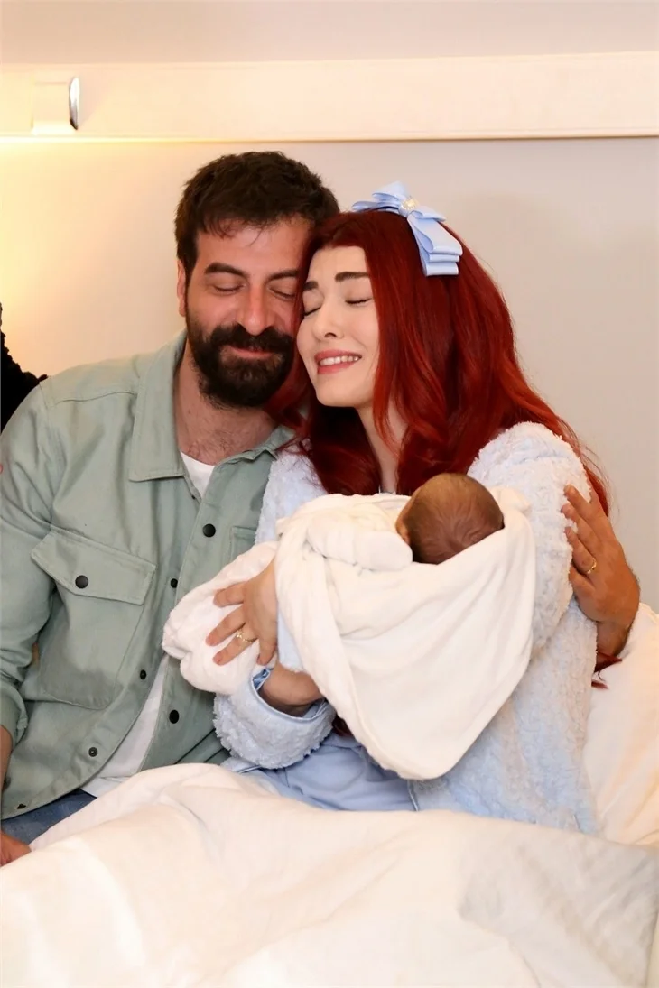 'Kuzey Yıldızı İlk Aşk'ta mutlu aile tablosu!