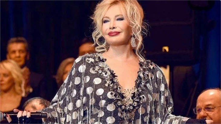 Emel Sayın 'öldü' haberlerine isyan etti!