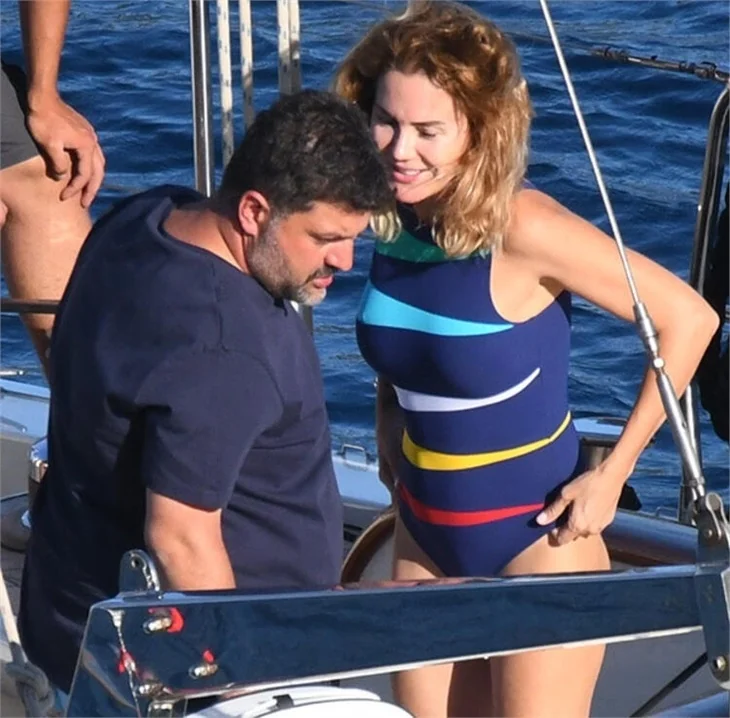 Ece Erken ile Şafak Mahmutyazıcıoğlu'nun tekne tatili!