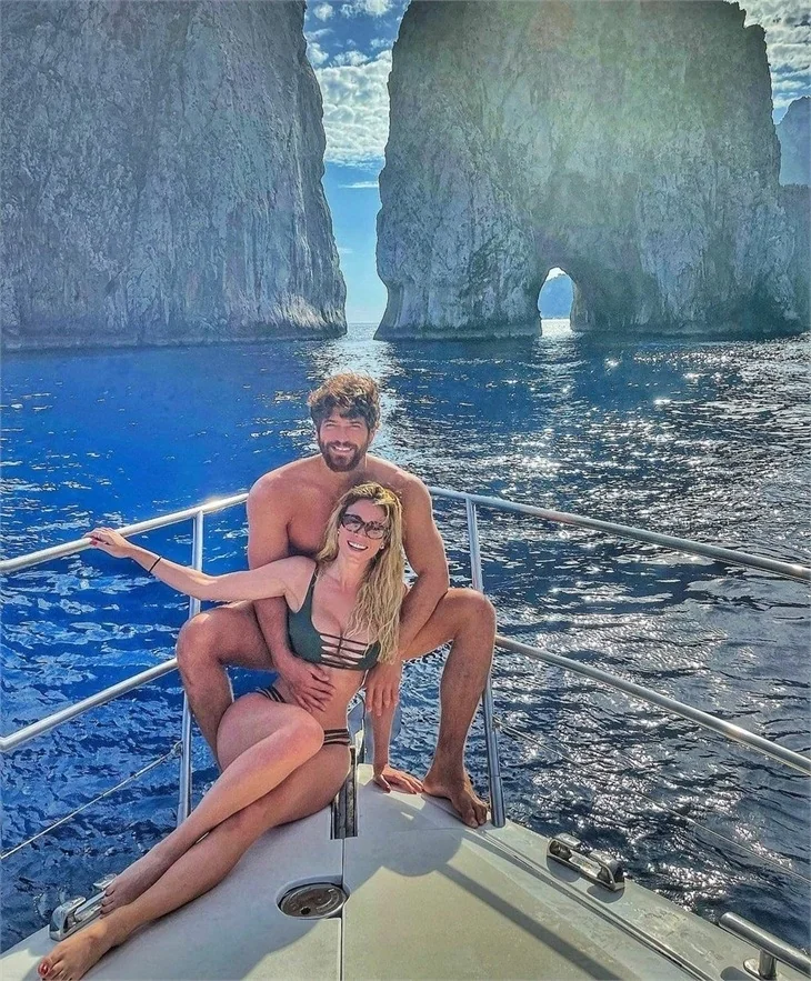 Can Yaman ve Diletta Leotta, Capri'de