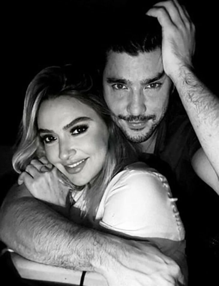 Hadise'den manidar ayrılık şarkısı...