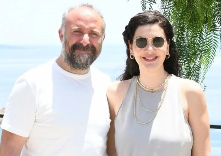 Bergüzar Korel ile Halit Ergenç doğacak bebeklerinin adını açıkladı