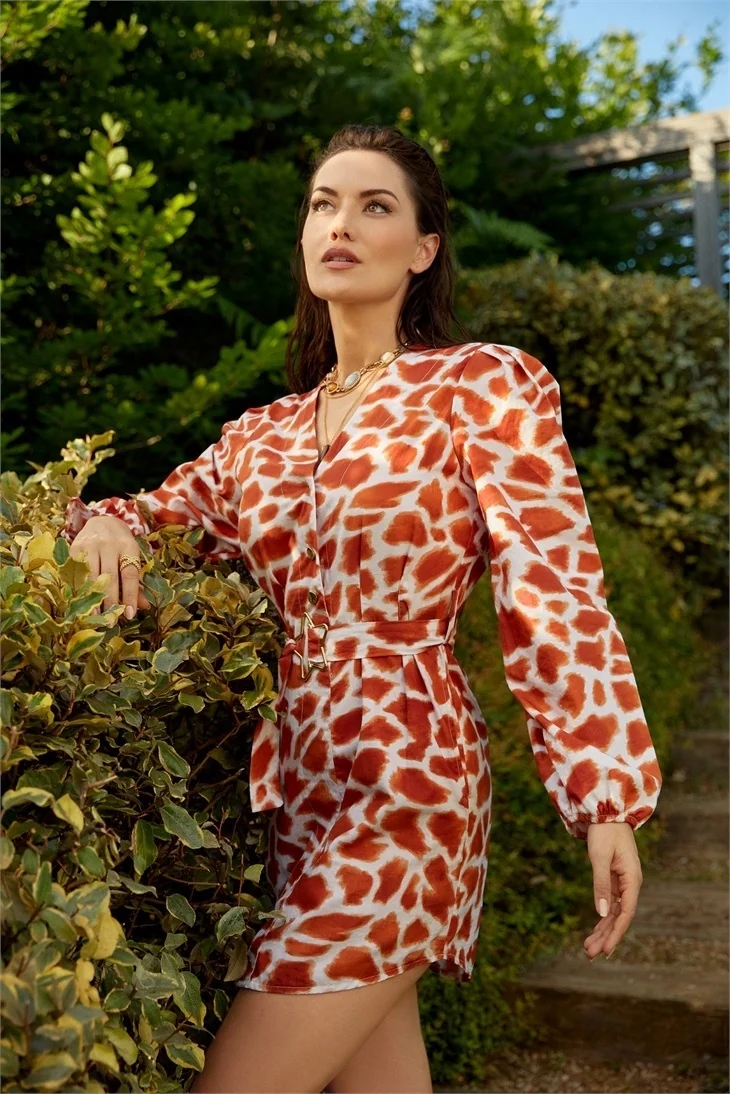 Fahriye Evcen moda sektörüne adım attı!