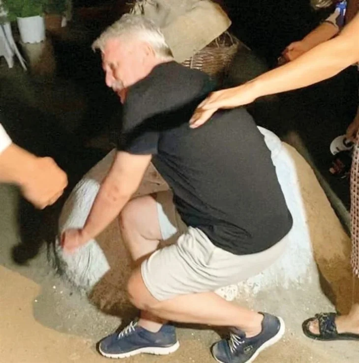 Can Yaman sevgilisini ailesiyle tanıştırdı! Görünmez kaza!