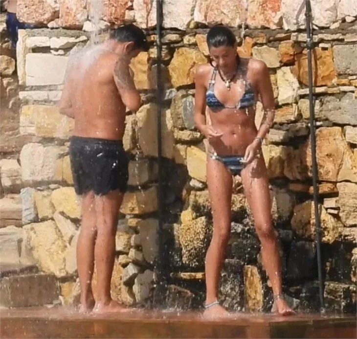 Berrak Tüzünataç, Çeşme'de!