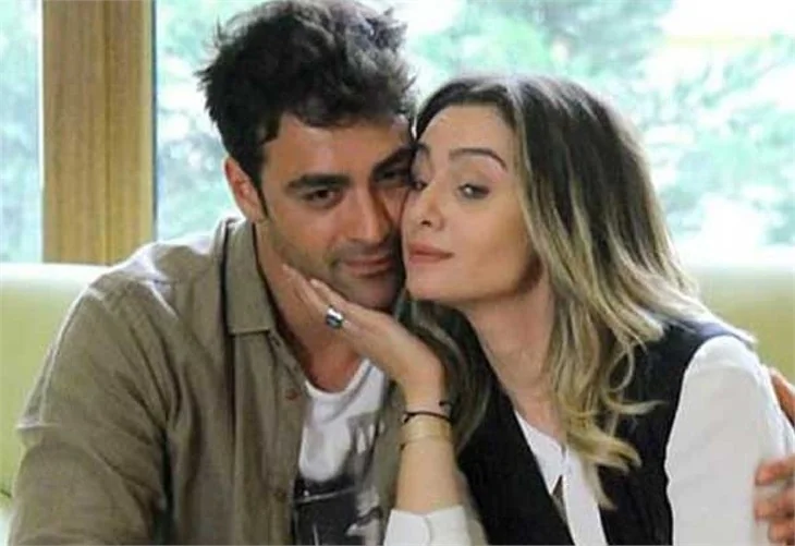 Birce Akalay ile Sarp Levendoğlu, yıllar sonra aynı dizide!