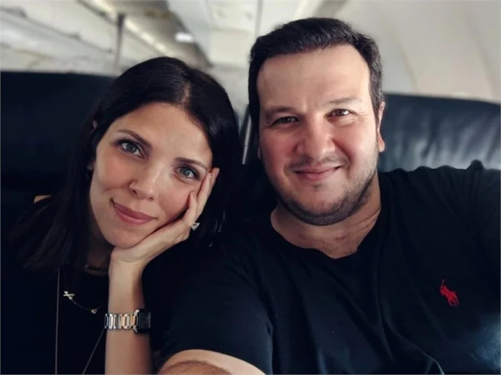 Şahan Gökbakar eşine seslendi: "Üzülme karıcığım!"