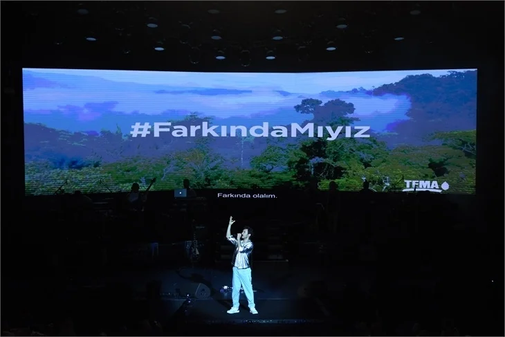 Buray'dan çevre hassasiyetli konser