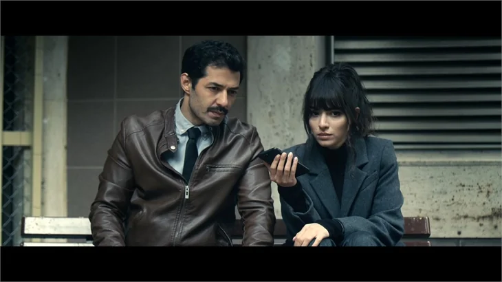 Mert Fırat ile Melisa Aslı Pamuk'u buluşturan "Kilit"in fragmanı yayınlandı!