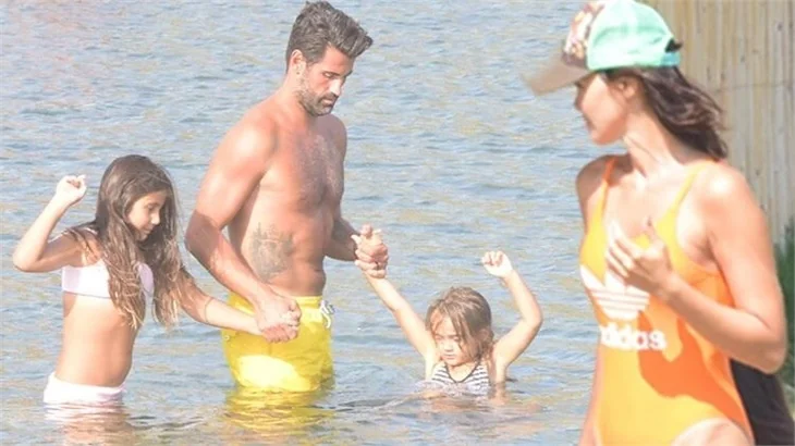 Volkan Demirel çocuklar gibi eğlendi