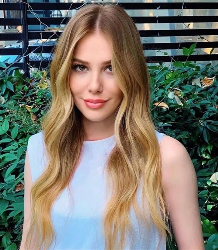 Elçin Sangu imajını yeniledi!