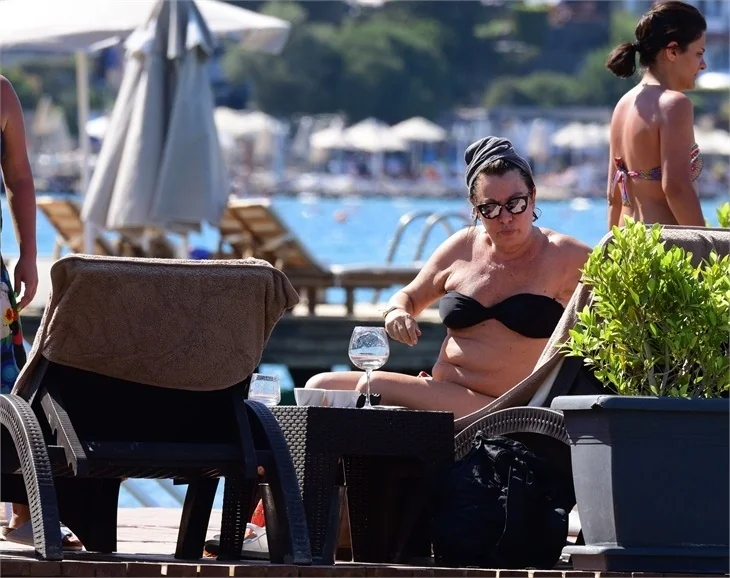 Oya Başar'ın Bodrum tatili!