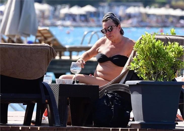 Oya Başar'ın Bodrum tatili!