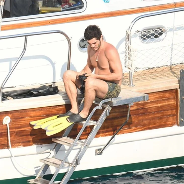 Didem Soydan ve Burak Deniz tatilde!